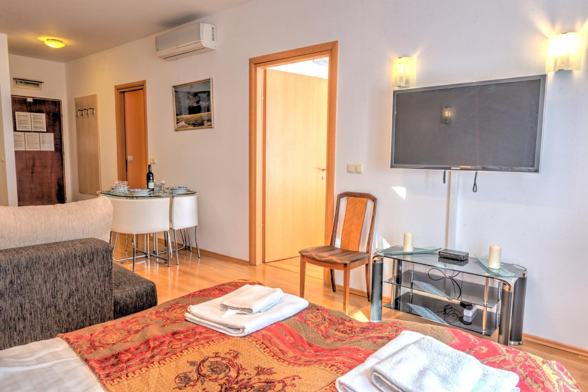 Central Downtown Apartments Будапеща Екстериор снимка