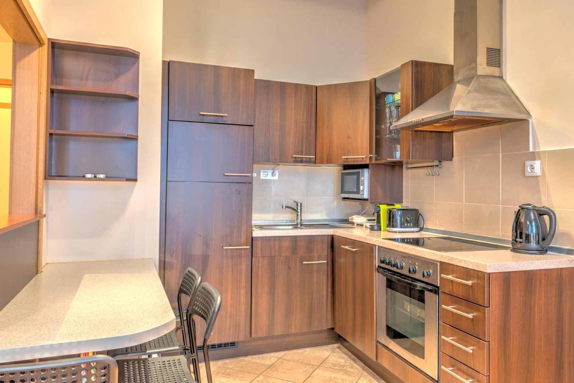 Central Downtown Apartments Будапеща Екстериор снимка